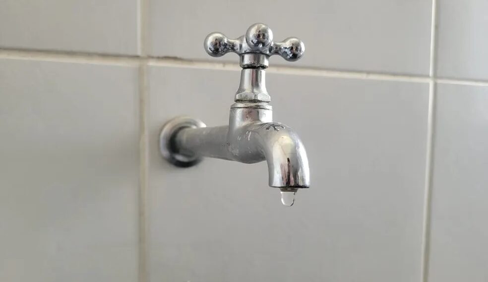 Oito bairros de Natal terão abastecimento de água suspenso nesta sexta (13); saiba quais