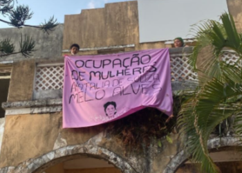 Prédio na esquina da rua Apodi com av. Prudente de Morais é invadido e ocupado pelo MLB e Movimento Olga Benário