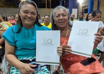 Prefeitura de Parnamirim entrega 132 títulos de regularização fundiária