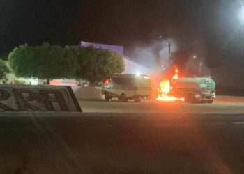 Veículos são incendiados em ato criminoso em Felipe Guerra
