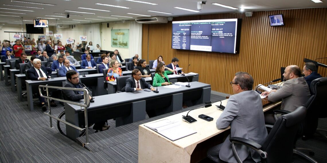 Vereadores de Natal aprovam orçamento de 2024 para a capital potiguar