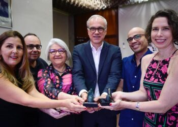 Escritora e ilustradora potiguar, Fayga Ostrower, ganha Prêmio Jabuti