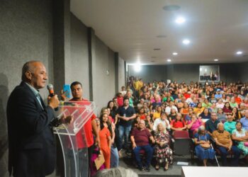 Parnamirim supera marca de 1000 escrituras públicas entregues