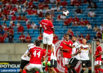 América não encontra dificuldade e goleia o Globo por 7 a 0