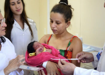 Ação Lilás – Projeto conscientiza sobre uso de métodos contraceptivos de longa duração