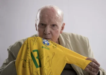 Zagallo, único tetracampeão mundial, morre aos 92 anos no Rio
