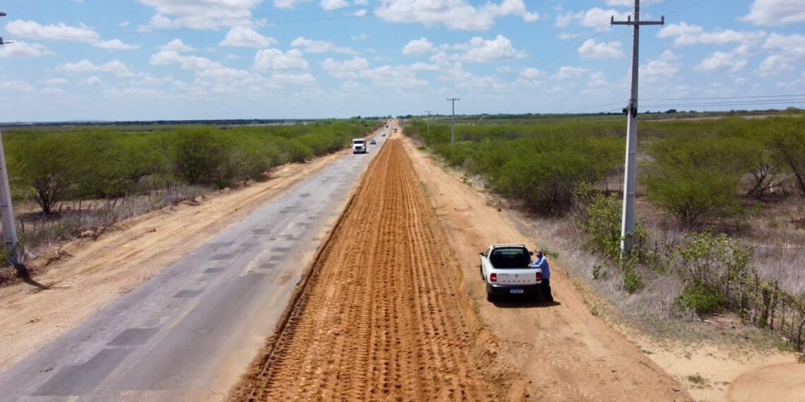 Reconstrução da estrada para Guamaré tem prazo de conclusão para maio