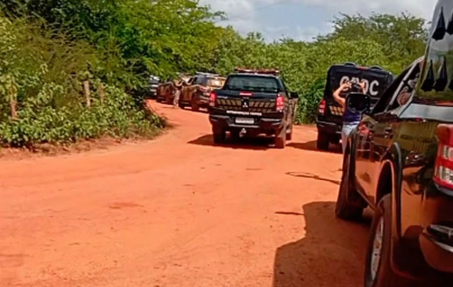 Mossoró: Polícia encontra pegadas e rede que podem ser rastros de foragidos