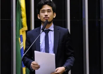 Deputado federal diz que vai entrar com representação no Conselho de Ética contra Mineiro