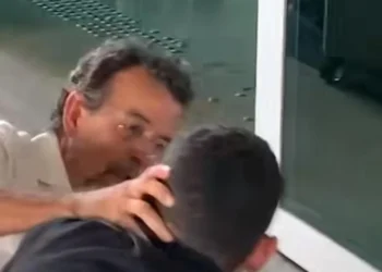 Deputado Fernando Mineiro agride ativista do MBL no Aeroporto de Natal