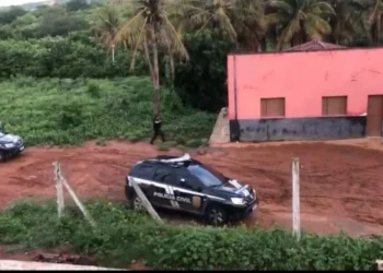 Polícia resgata adolescente e fecha bar usado como ponto de prostituição no RN