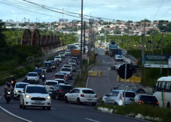 Após 8 meses, obra na Ponte de Igapó atinge 24% de execução