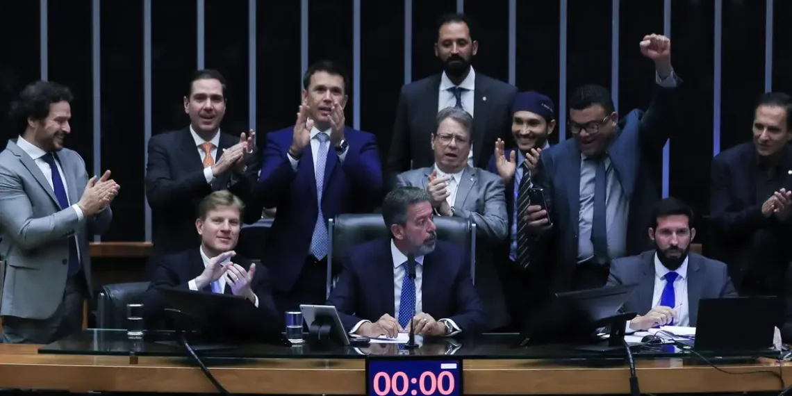 Câmara aprova programa para setor de eventos com teto de R$ 15 bilhões