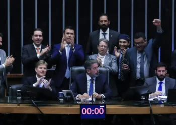 Câmara aprova programa para setor de eventos com teto de R$ 15 bilhões