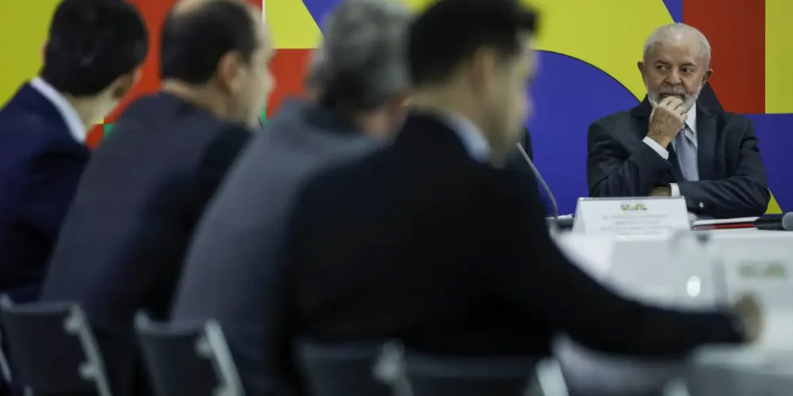 Siderúrgicas anunciam R$ 100,2 bi em investimentos no Brasil até 2028