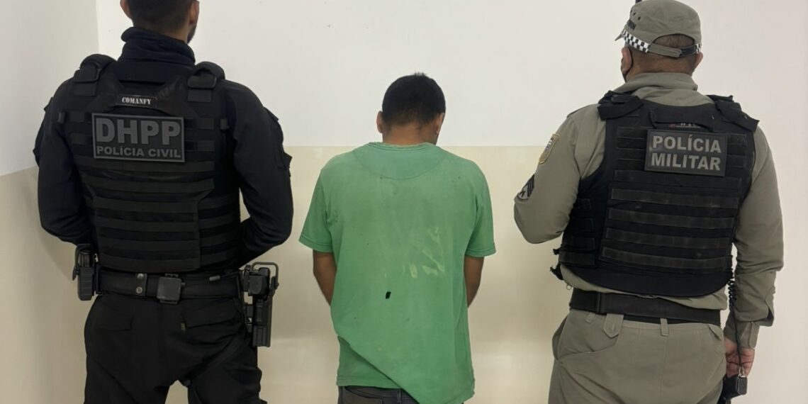 Polícias Civil e Militar cumprem mandados de busca e apreensão e prendem homem por homicídio