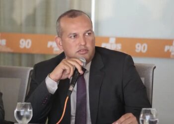 PF não localiza presidente do Solidariedade em endereços; político continua foragido