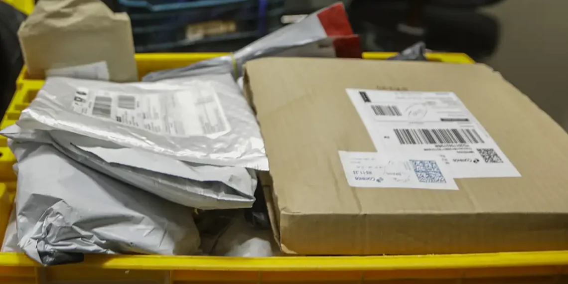 Varejistas iniciam taxação de compras internacionais de até US$ 50