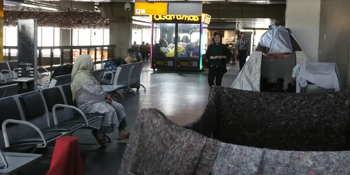 Ministério da Justiça irá restringir entrada de imigrante sem visto