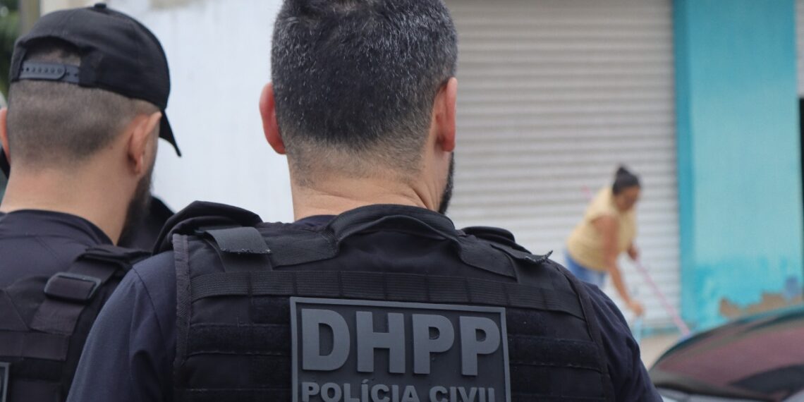 Polícia prende suspeito de matar a pauladas um morador de rua em frente a shopping de Natal