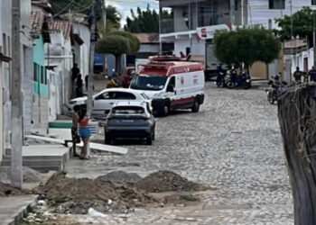 Homem mata esposa a facadas e tenta tirar própria vida em Pau dos Ferros