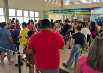Primeiro dia de emissão de passagens gratuitas para viagens intermunicipais nas eleições tem filas na rodoviária de Natal