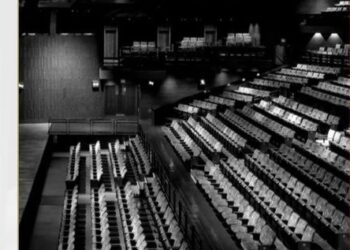 Teatro Riachuelo Natal recebe Prêmio Cenym, na categoria “Melhor Teatro ou Casa de Espetáculos”