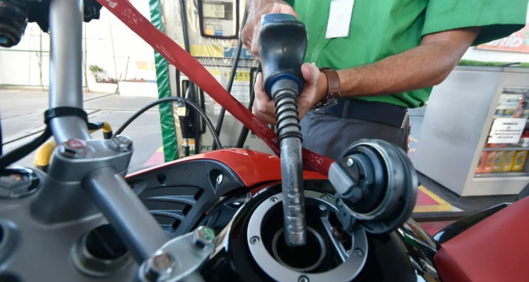 Preço médio da gasolina fecha 2024 em alta de 10,2%