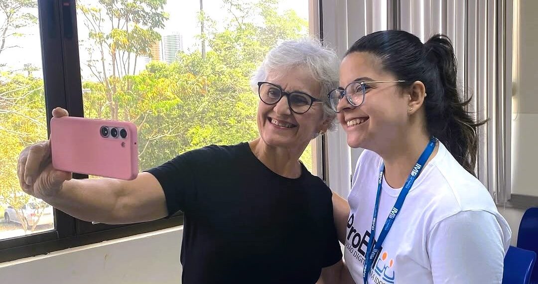 Incluindo gerações – Tecnologia e inclusão digital melhoram a vida da pessoa idosa na UFRN