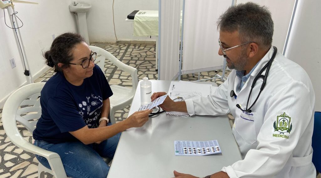 Labiopar publica cartilha de Libras para facilitar atendimento em saúde