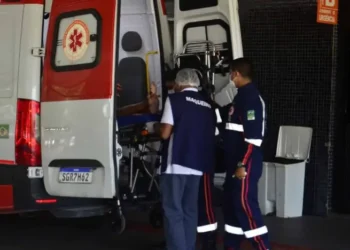 Motociclista morre após bater em carro que realizava manobra irregular no bairro Tirol, em Natal