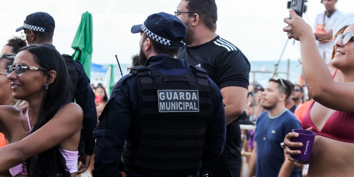 Guarda Municipal presente na Operação Verão no litoral de Parnamirim