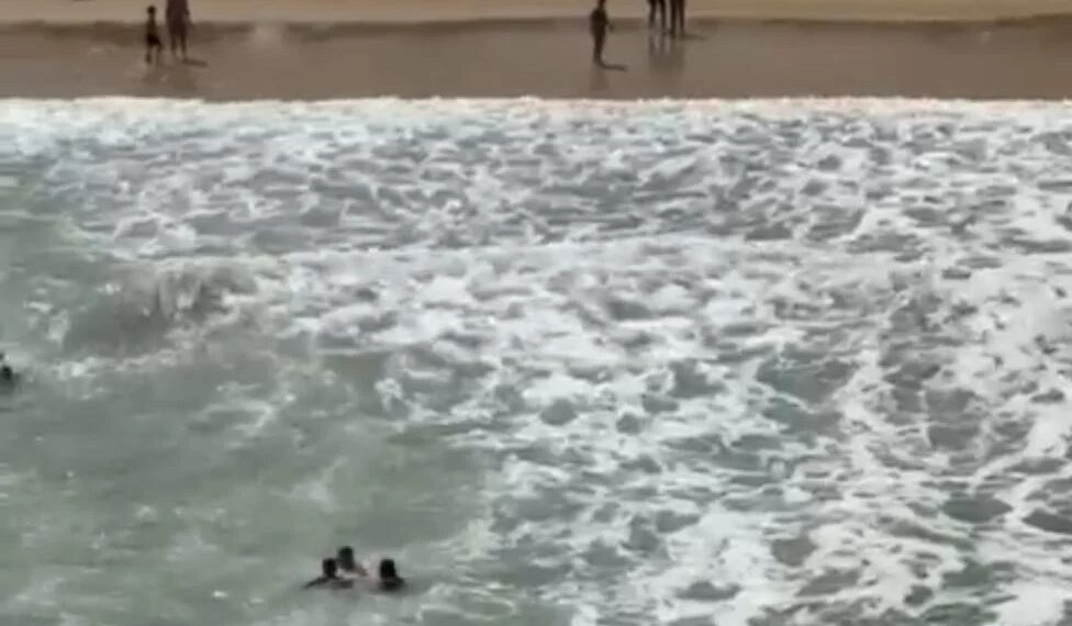 Bombeiros resgatam 19 pessoas no litoral do RN durante feriado de Ano Novo