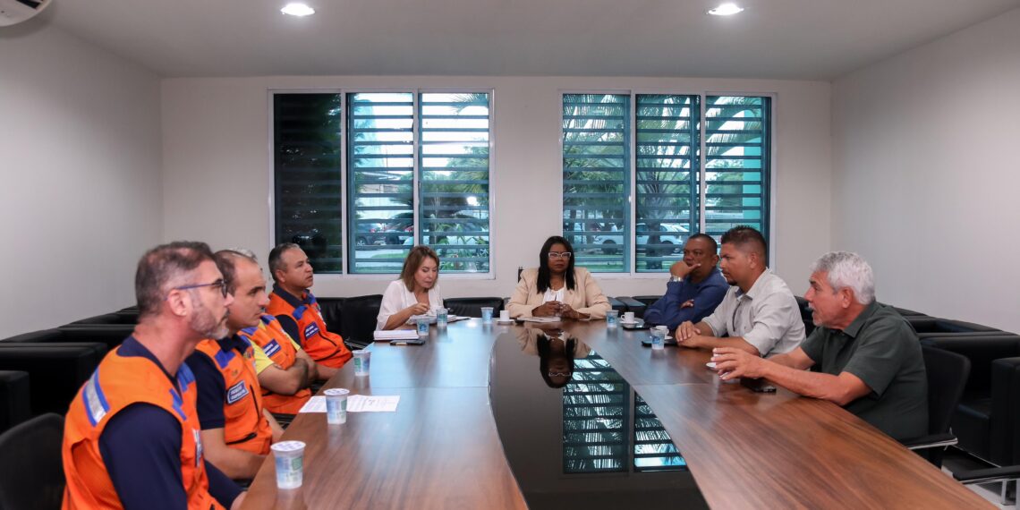 Prefeitura de Parnamirim e Defesa Civil do RN discutem soluções para Avenida Olavo Montenegro