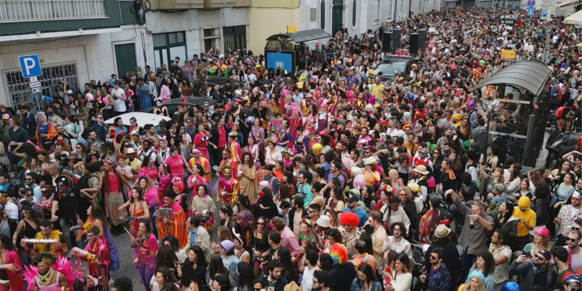 Preparação física para o Carnaval: como aproveitar a folia com energia