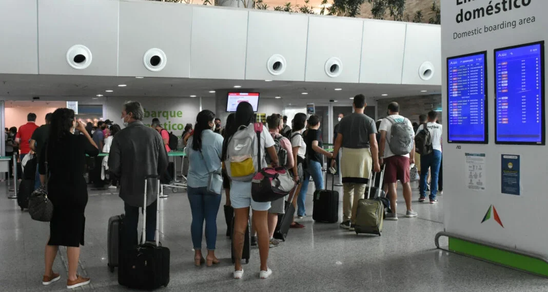 Com 50 mil passageiros, aeroporto e rodoviária de Natal batem recordes no Carnaval de 2025