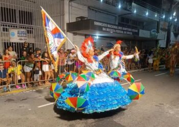 Adiado por conta da chuva, 2º dia de desfiles das escolas de samba acontece neste domingo (9) em Natal