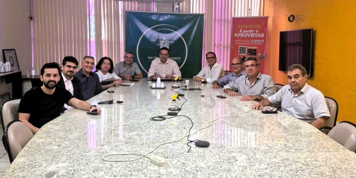 Governo cumpre acordo e reduz carga tributária do Regime Atacadista para 6,1%