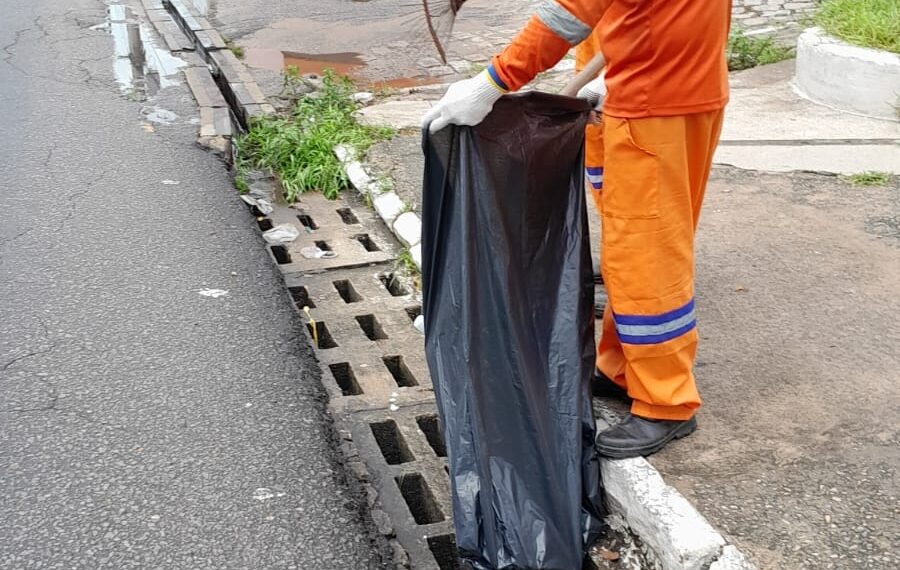 Prefeitura do Natal instaura Plantão de Drenagem para limpeza de bocas de lobo
