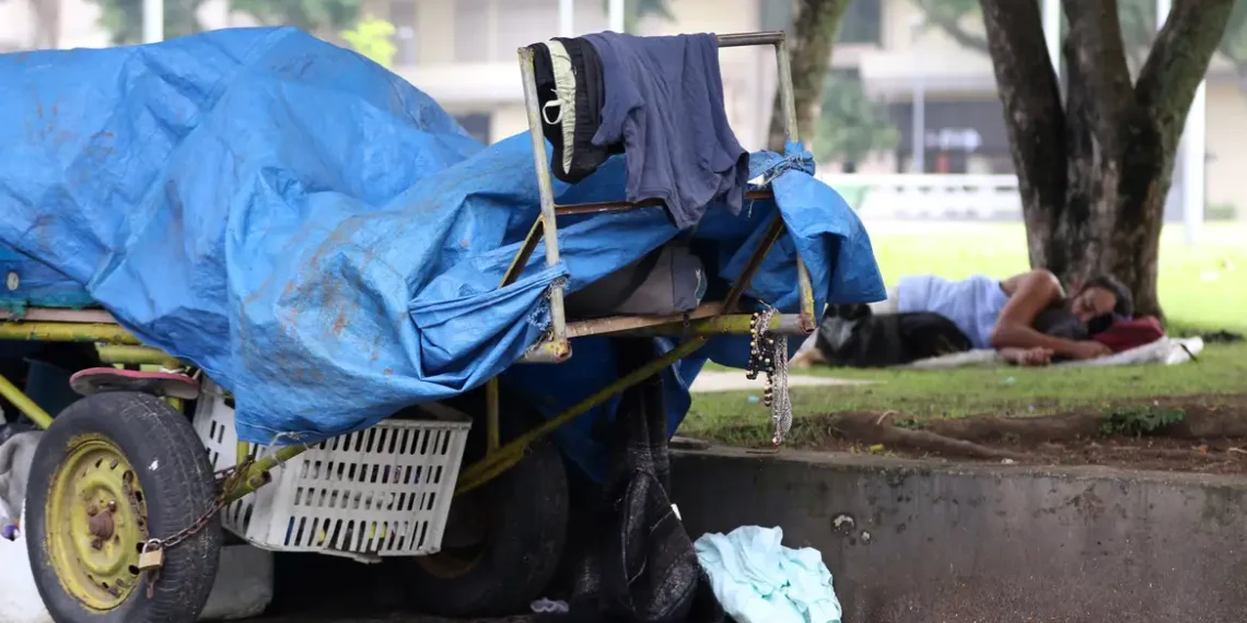 Mais de 335 mil pessoas vivem em situação de rua no Brasil