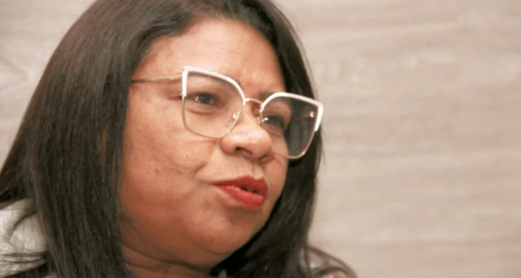 Polícia Civil vai investigar ameaças de morte e ofensas racistas contra a prefeita de Parnamirim