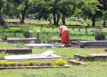 Taxa de homicídio cai, mas violência matou 45,7 mil no Brasil em 2023