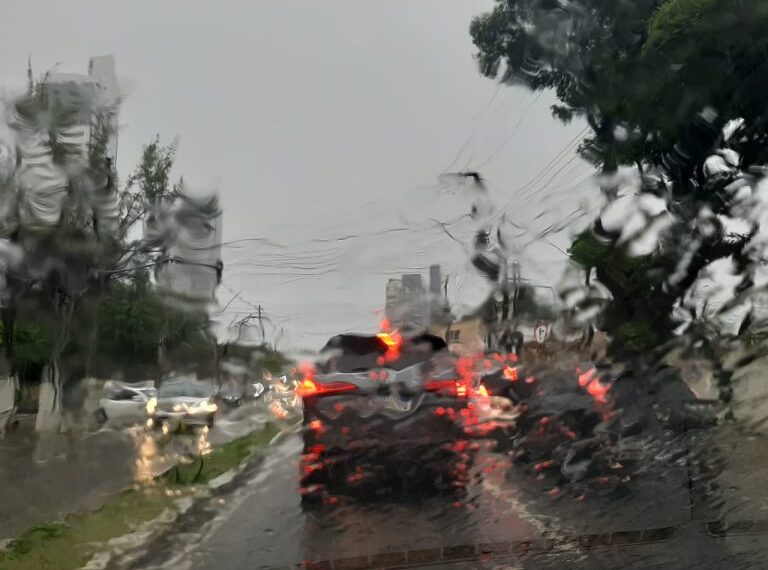 STTU alerta para diversos pontos de alagamento em Natal
