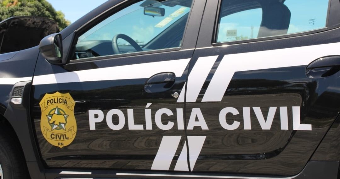 Polícia Civil cumpre mandado de prisão contra homem por homicídio em Parnamirim