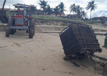 Ação rápida da Prefeitura de Ceará-Mirim evita possível dano ambiental na Praia de Jacumã