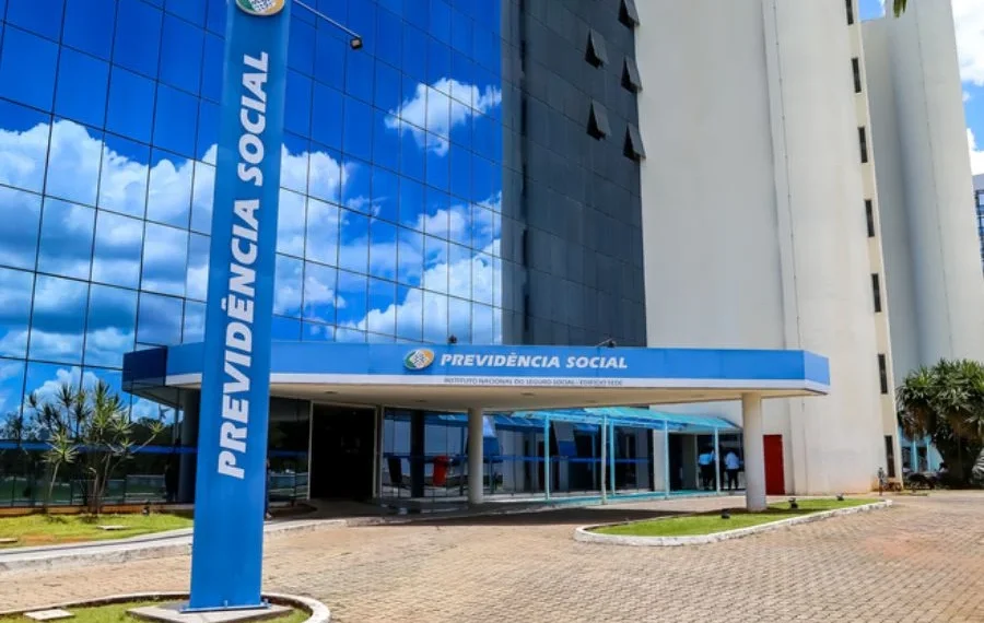 Descontos ilegais no INSS: 1º lote de reembolsos deve ser pago em julho; entenda
