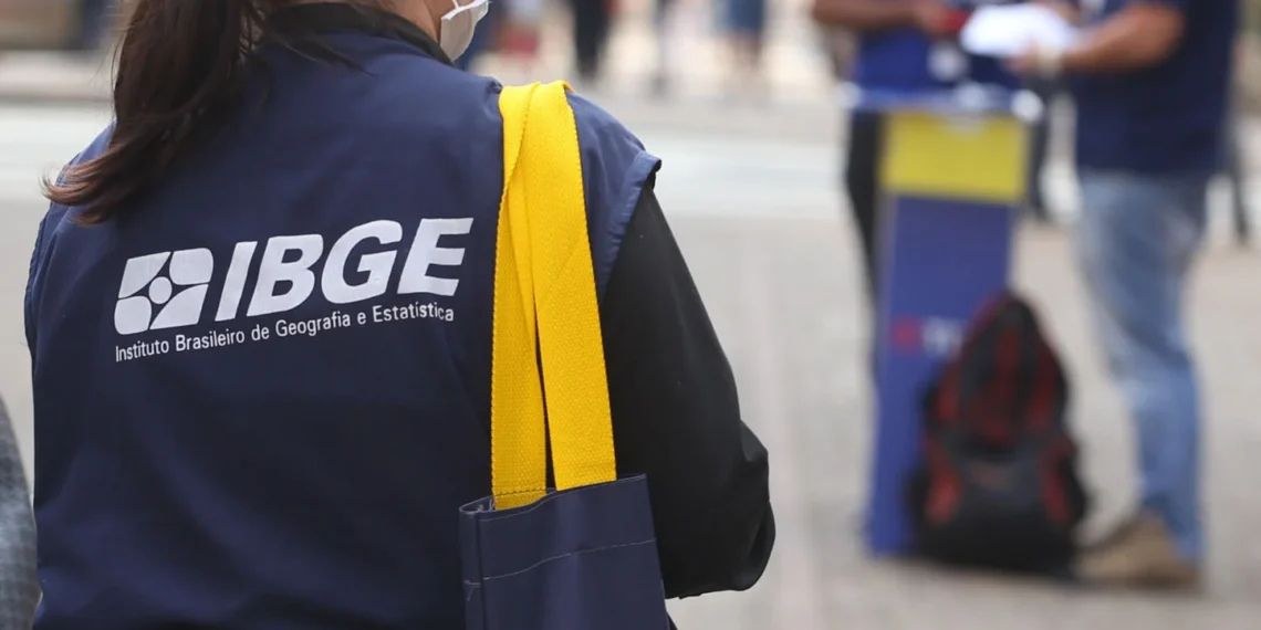 IBGE abre 351 vagas para estagiários em todo o país; veja como se candidatar