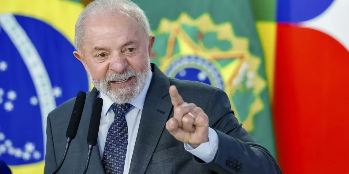 Lula classifica como “medida arbitrária” revogação de vistos de ministros