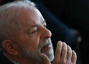 Ministros vão propor a Lula restrição de vistos de autoridades dos Estados Unidos