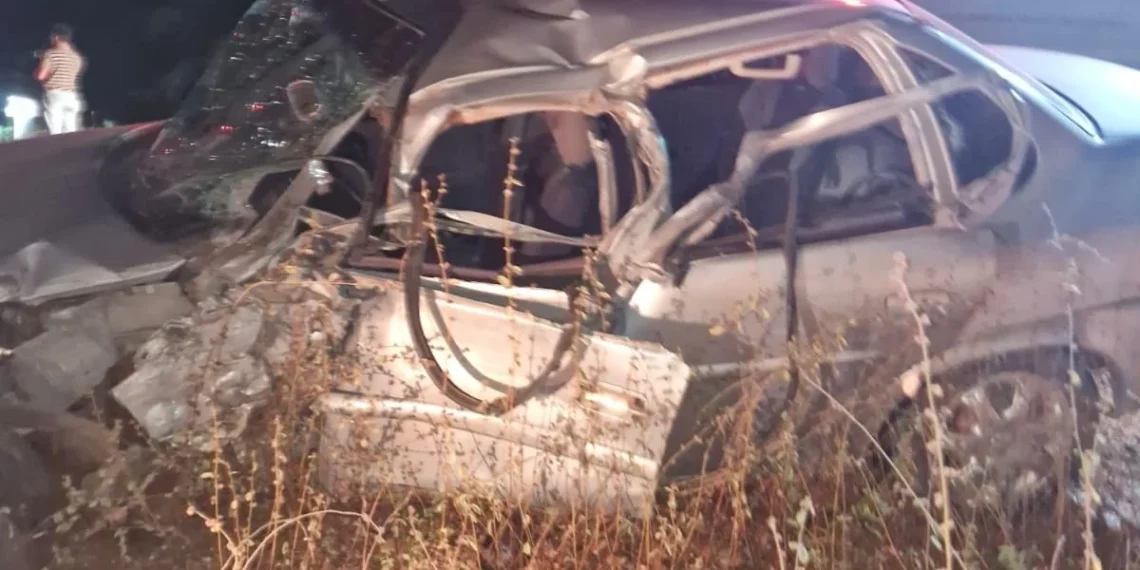 Colisão entre ônibus e carro deixa uma pessoa ferida na RN-016